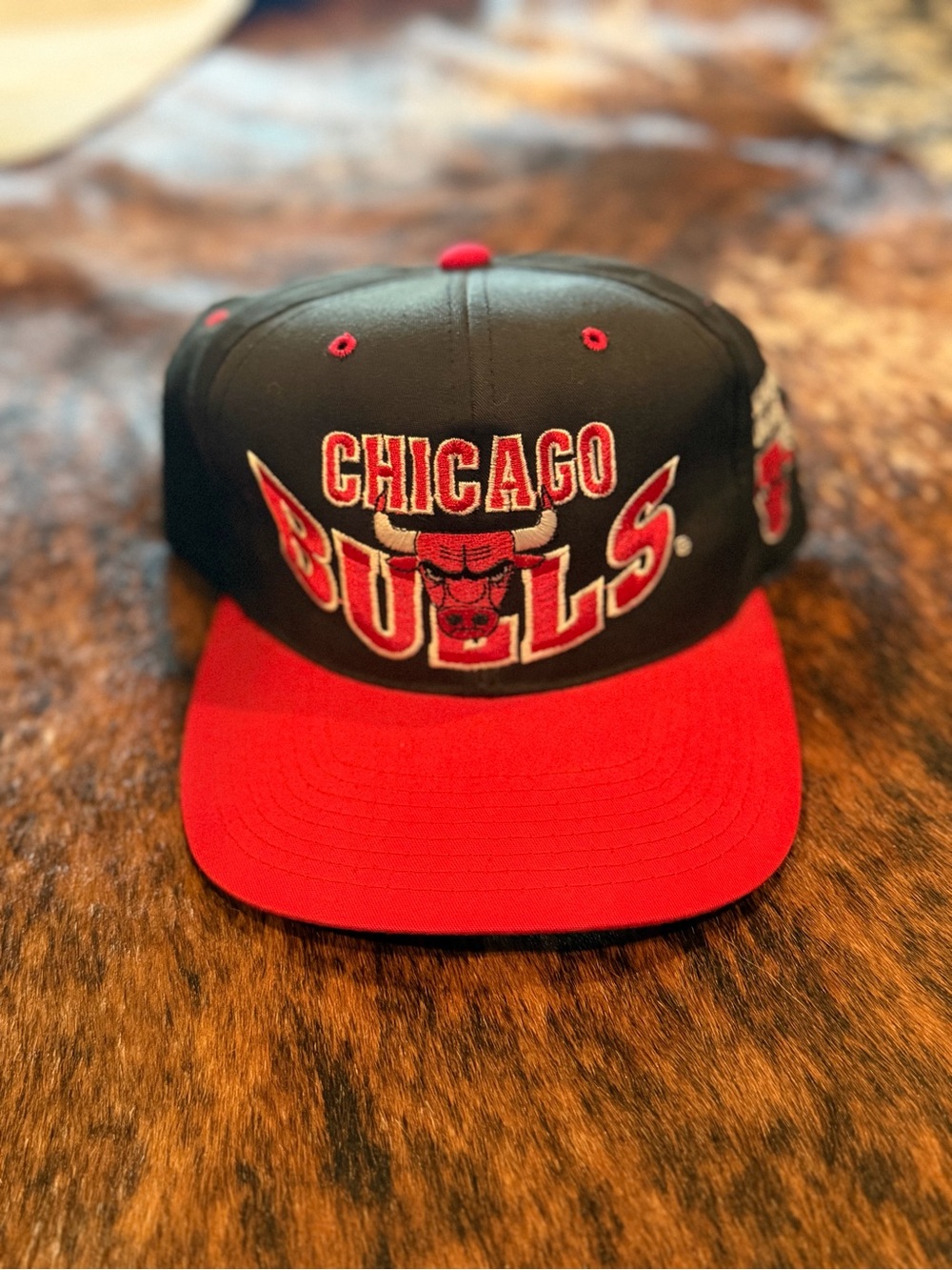 Vintage 90s Chicago Bulls Snapback Hat Blockhead Spellout Cap Black Red Youngan